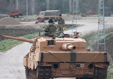 Afrin'de iki köy daha teröristlerden temizlendi