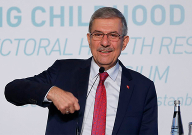 Sağlık Bakanı açıkladı: Sigara paketlerine 'tek tip' uygulaması geliyor