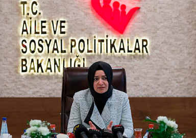 Aile Bakanı Kaya: Kimyasal hadım sürekli değil geçici olacak