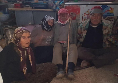 Teröristler ihtiyar köylüleri bağlayıp mayınla tuzakladı