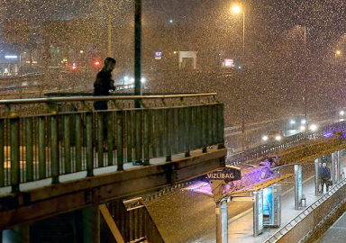 İstanbul beyaza büründü