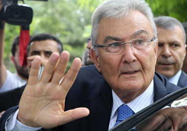 Deniz Baykal'dan fotoğraflı Afrin mesajı