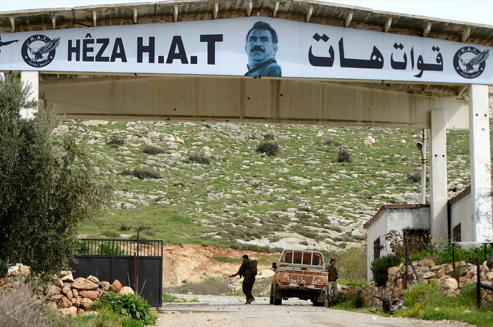 a1cb40e9-a0ed-46f7-89eb-924b41cd5b6e