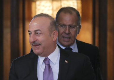 Çavuşoğlu, Lavrov ile görüştü