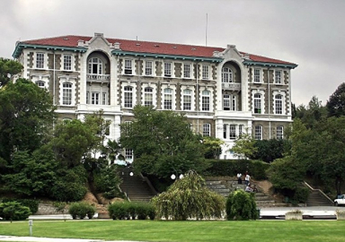 Boğaziçi Üniversitesi öğrencilerinden 9'u tutuklandı, 6'sı adli kontrol şartıyla serbest bırakıldı