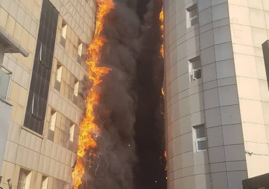 Gaziosmanpaşa Taksim Eğitim ve Araştırma Hastanesi'nde yangın: Alevler söndürüldü