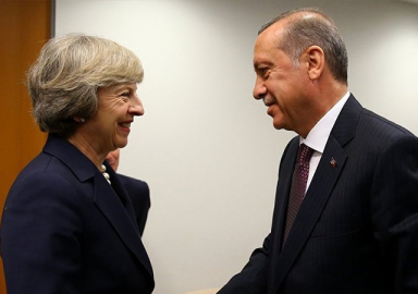 Cumhurbaşkanı Erdoğan, May ile Suriye'yi görüştü