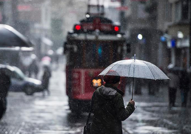 Meteoroloji uyardı! İstanbul'da bu saatlere dikkat