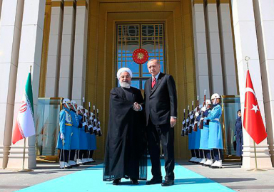 Türkiye ile İran arasında ilk para takası gerçekleşti