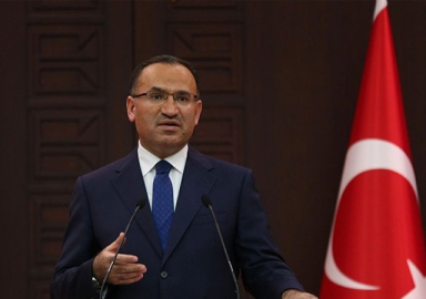 Bozdağ: OHAL'in 3 ay daha uzatılmasına ilişkin tezkere karara bağlandı