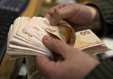 Emekli maaşlarına çifte zam müjdesi