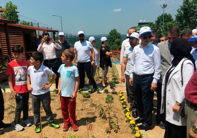 Minikler en güzel bahçe için yarıştı