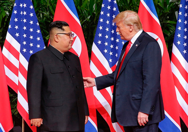 Tarihi zirvede imzalar atıldı