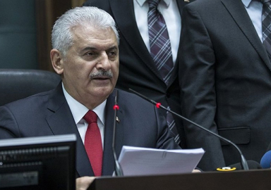 Binali Yıldırım, yabancı gözlemcilere seslendi