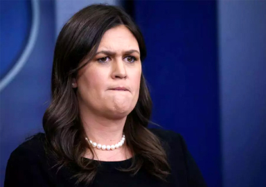 Beyaz Saray Sözcüsü restorandan kovuldu