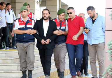 Yazar Emrah Serbes'in cezası belli oldu