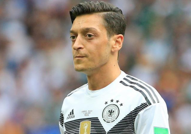 Mesut Özil, Almanya Milli Takımı'nı bıraktı