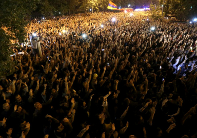 Ermenistan'da karşı devrim ilan edildi