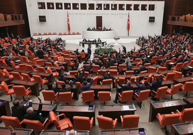 Meclis'te Trafik Kanun Teklifi mesaisi