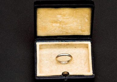 Atatürk’ün Latife Hanım’a taktığı nikah yüzüğü ilk kez ortaya çıktı