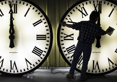 Şu an Türkiye'de saat kaç? Kafalar karıştı!