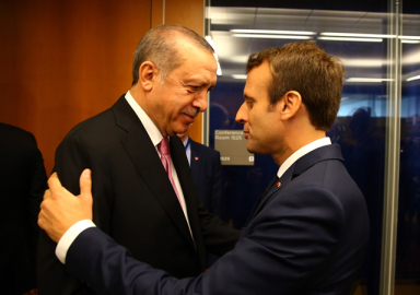 Macron'dan Erdoğan'a Başkanlık sistemiyle ilgili: Siz sorunu çözdünüz!