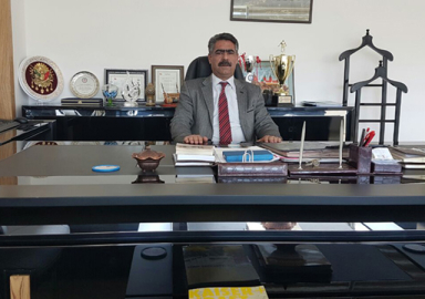 Atatürk'e hakaret etmişti... Görevden uzaklaştırıldı!