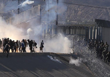 Trump'tan flaş karar! ABD-Meksika sınırı kapatıldı