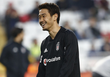 Kagawa Sergen Yalçın'a benziyor!