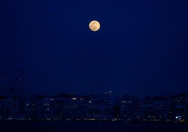 Süper Ay Türkiye'den böyle göründü!
