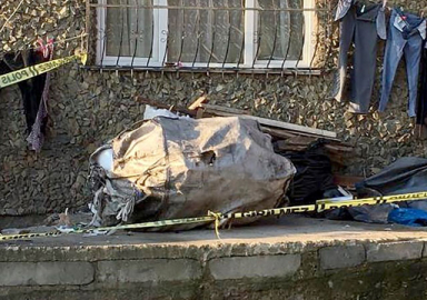 Gaziosmanpaşa'da patlama oldu! Anne-kız yaralandı