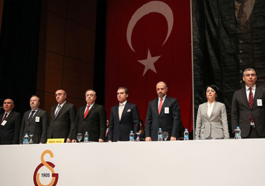 Galatasaray seçime gidiyor! Yönetim ibra edilmedi