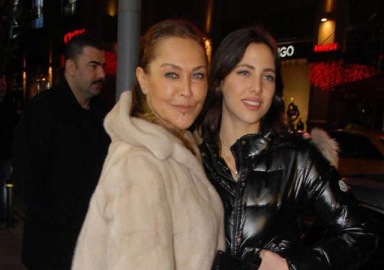 Hülya Avşar kızının yeni sevgilisiyle görüştü