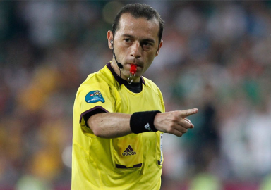 Cüneyt Çakır çeyrek final rövanş maçını yönetecek