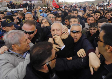 Kılıçdaroğlu: Olay sırasında sopalar dağıtılıyordu