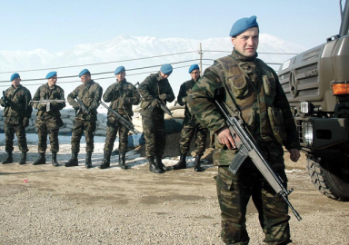 Askerlik 6 aya düştü!