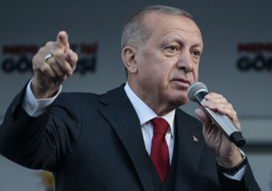 Erdoğan: Ahmet Kaya'nın mezarının Türkiye'ye getirilmesi için gereğini yaparız