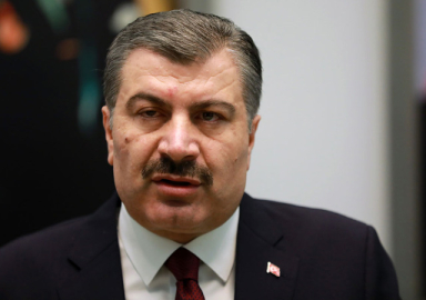 Sağlık çalışanlarının zorunlu hizmet süresi düştü