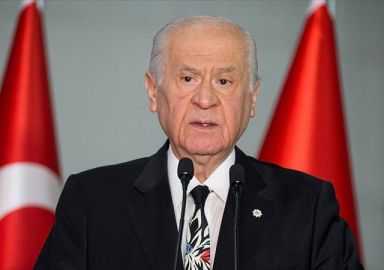 Bahçeli: Türkiye esas gündemine dönmeli, seçim süreci kapanmalı