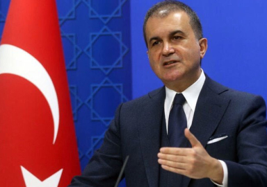 AK Parti Sözcüsü Ömer Çelik: Demokrasi kazandı