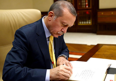 Erdoğan, Askerlik Kanunu'nu imzaladı