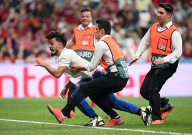 Süper Kupa maçında Youtuber rezilliği! Fester Abdü kimdir?