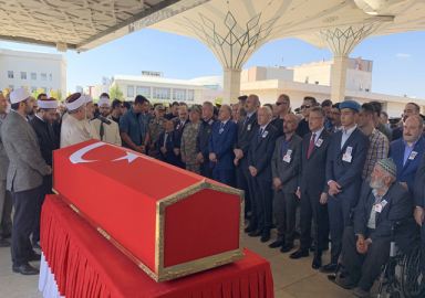 Kahramanlara son görev