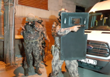 Son 3 günde PKK ve IŞİD şüphelisi 391 kişi gözaltına alındı