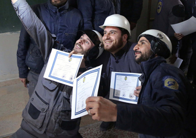 Trump'tan Beyaz Miğferler'e 4.5 milyon dolarlık destek