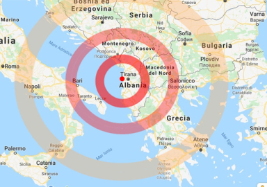 Arnavutluk'ta 6.4 büyüklüğünde deprem: En az 3 ölü