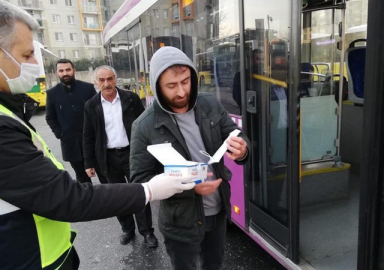 İstanbul'da toplu ulaşımda maskeli seyahat şartı