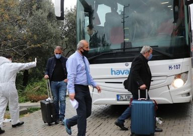 Belarus ve Katar'dan gelen Türk vatandaşları yurtlara yerleştirildi
