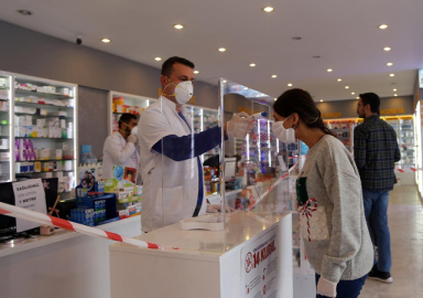 İstanbul'da eczanelerden bedava maske dağıtılacak