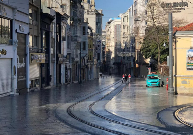 Bilim Kurulu Üyesi Prof. Tezer 'Sokağa çıkma yasağı gelir mi?' sorusunu yanıtladı